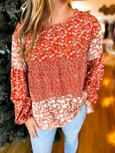 Load image into Gallery viewer, Red Patttern Blouse
